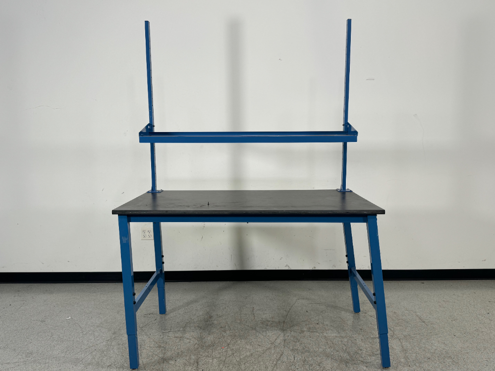 Image of 5' Lab Table w/ Upper Mounted Shelving